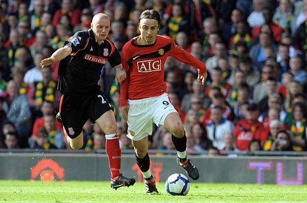 萨卡和史密 萨卡和史密