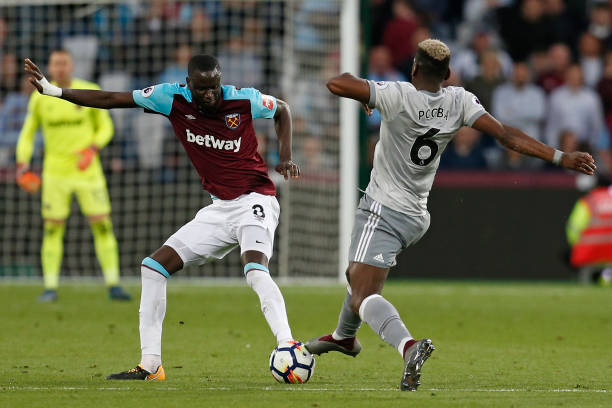 射门击中门 射门击中门